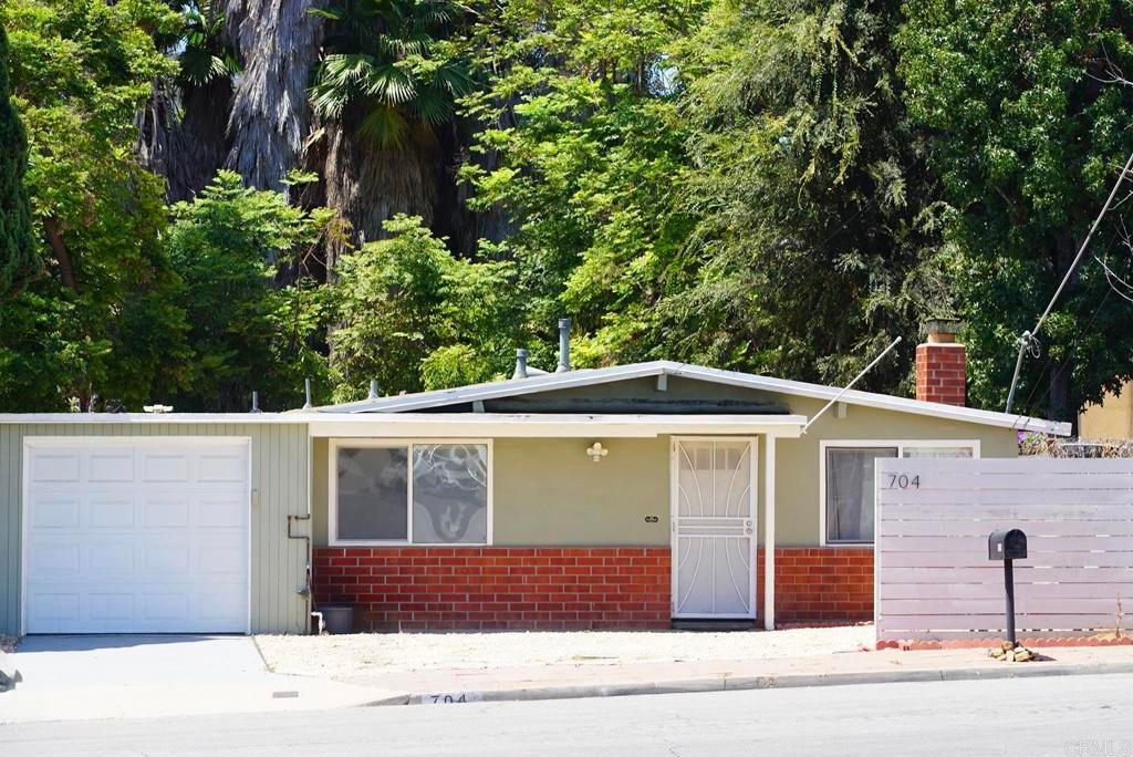 704 Galopago St., Spring Valley, CA 91977 — photo 2