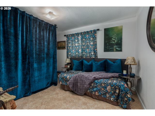 5925 COATES Ave, Cloverdale, OR 97112