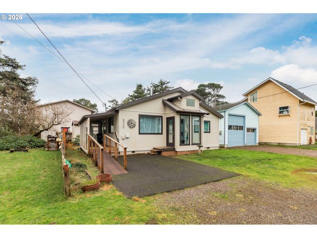 5925 COATES Ave, Cloverdale, OR 97112