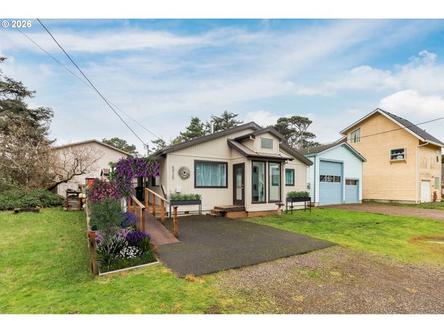 5925 COATES Ave, Cloverdale, OR 97112