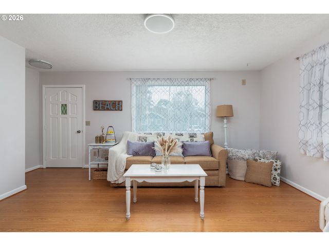 5925 COATES Ave, Cloverdale, OR 97112