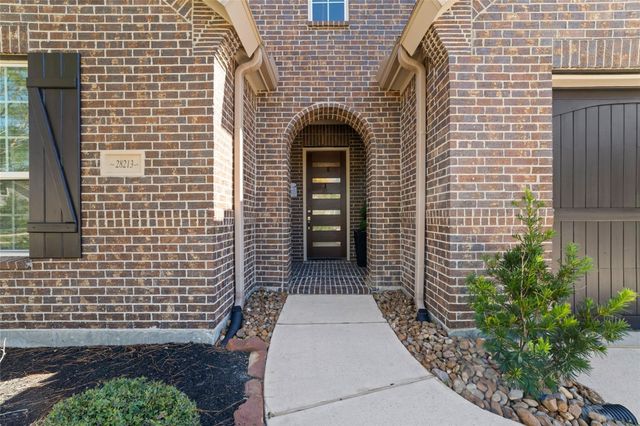 28213 Briarwood Pass, Spring, TX 77386