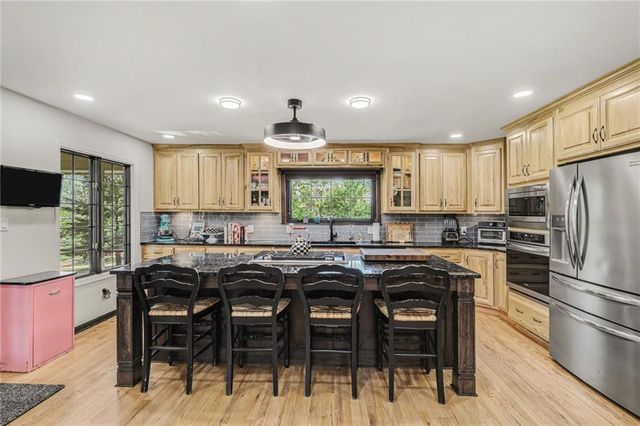 4811 Lees Summit Road, Kansas City, MO 64136