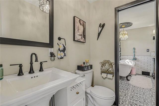 4811 Lees Summit Road, Kansas City, MO 64136