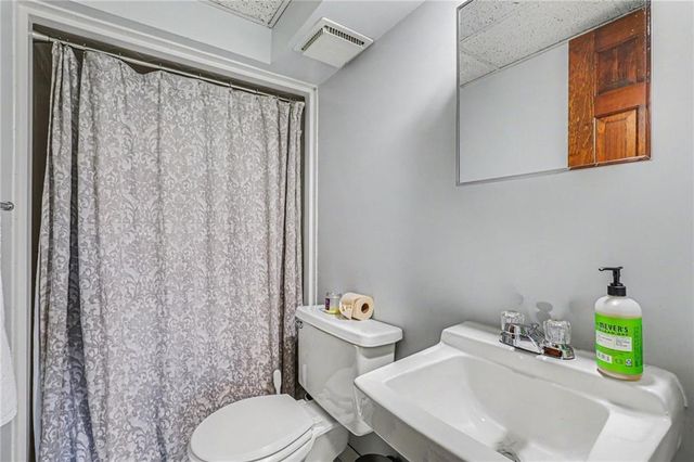 4811 Lees Summit Road, Kansas City, MO 64136