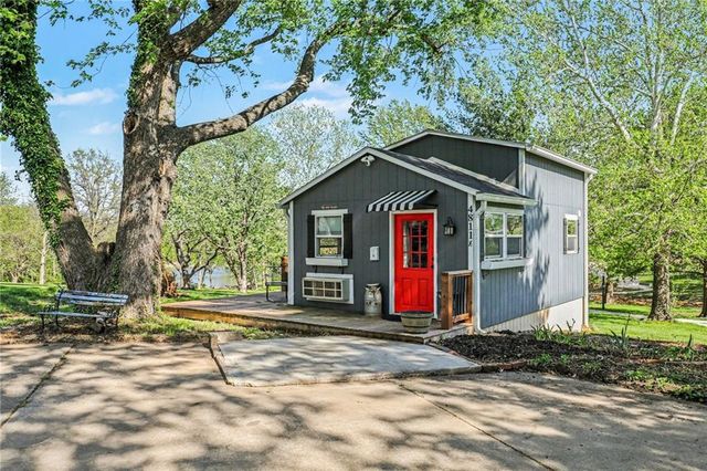 4811 Lees Summit Road, Kansas City, MO 64136