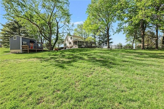 4811 Lees Summit Road, Kansas City, MO 64136