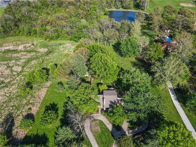 4811 Lees Summit Road, Kansas City, MO 64136