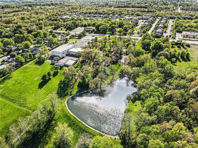 4811 Lees Summit Road, Kansas City, MO 64136
