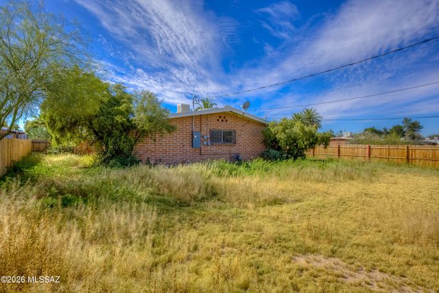 6101 E 20th Street, Tucson, AZ 85711