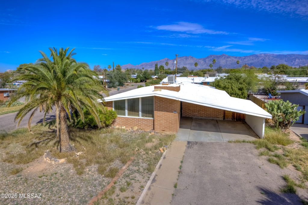 6101 E 20th Street, Tucson, AZ 85711