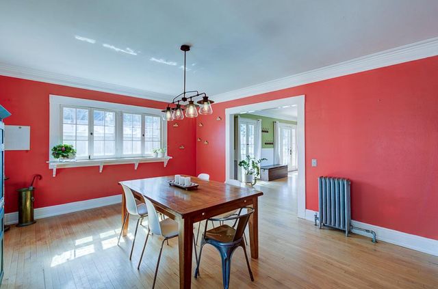 707 E Floradora Avenue, Fresno, CA 93728