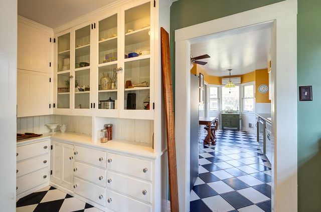 707 E Floradora Avenue, Fresno, CA 93728