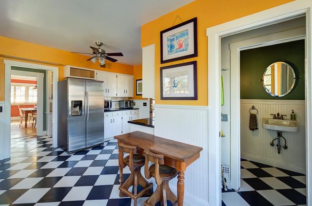 707 E Floradora Avenue, Fresno, CA 93728