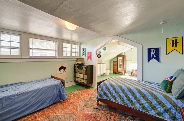 707 E Floradora Avenue, Fresno, CA 93728