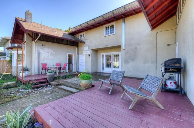 707 E Floradora Avenue, Fresno, CA 93728