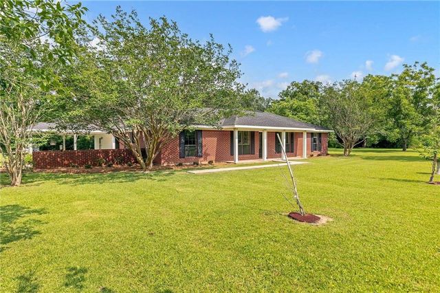 42150 Carlee Lane, Bay Minette, AL 36507