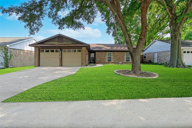8514 Rowan Lane, Houston, TX 77036