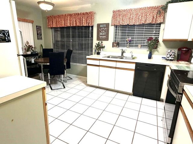 3209 Perimeter Drive 2713, Greenacres, FL 33467