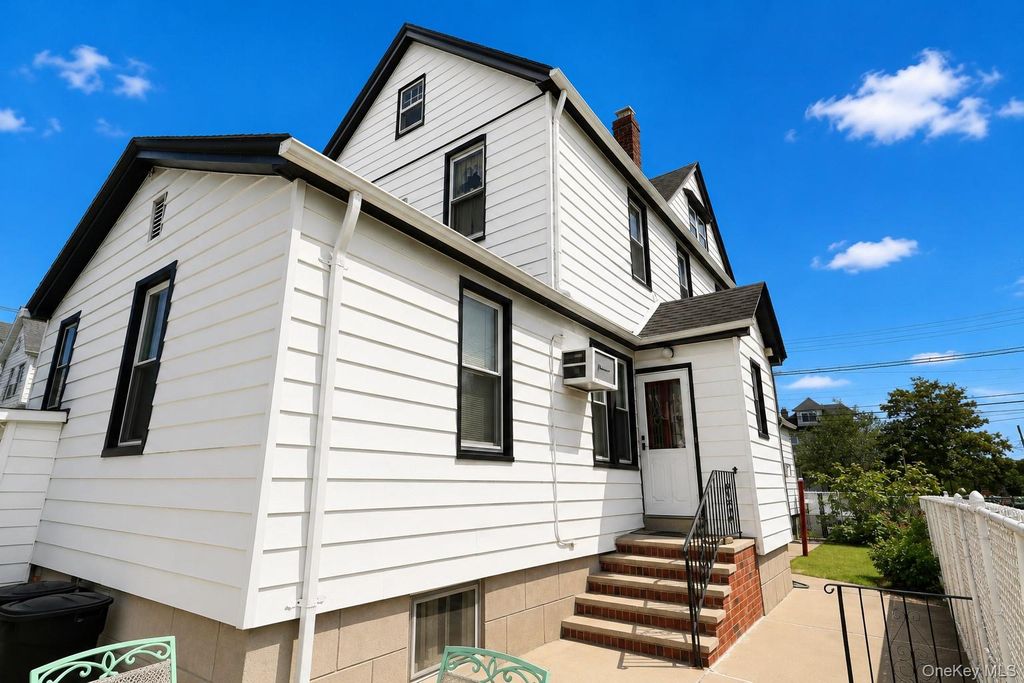 117-05 111th Avenue, South Ozone Park, NY 11420 — photo 4