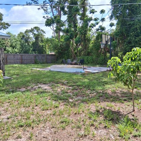 3303 S Avenue S, Fort Pierce, FL 34947