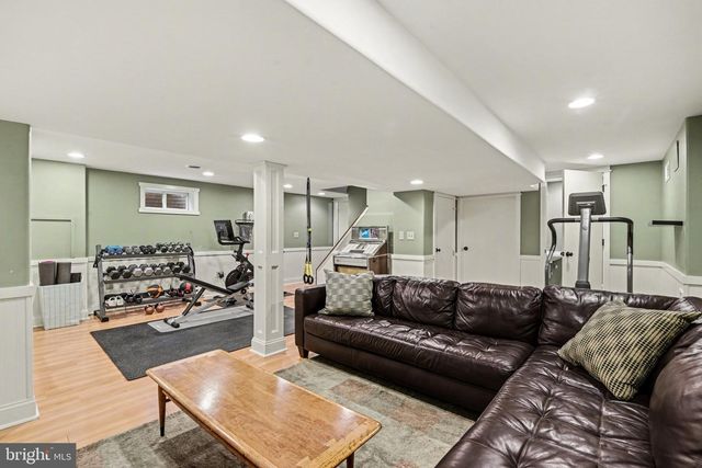 244 CEDAR AVE, Hershey, PA 17033
