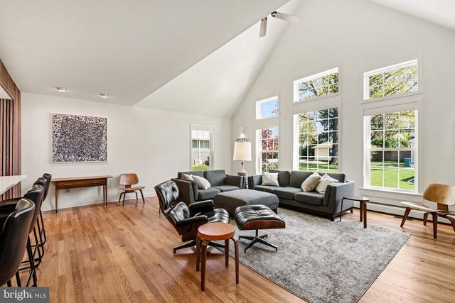 244 CEDAR AVE, Hershey, PA 17033