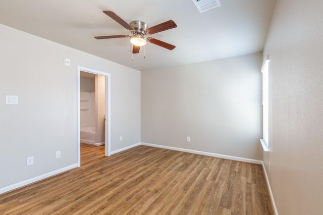 217 Park Place Circle C, Waller, TX 77484