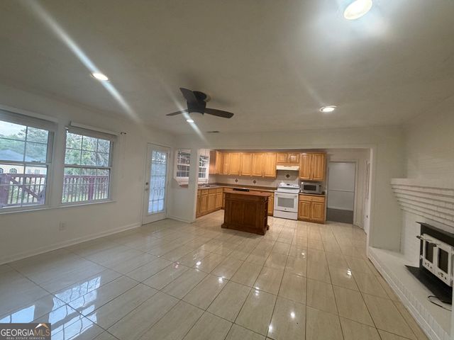 981 Woodward Park Drive, Suwanee, GA 30024