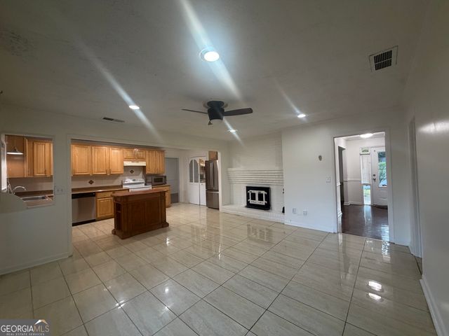 981 Woodward Park Drive, Suwanee, GA 30024