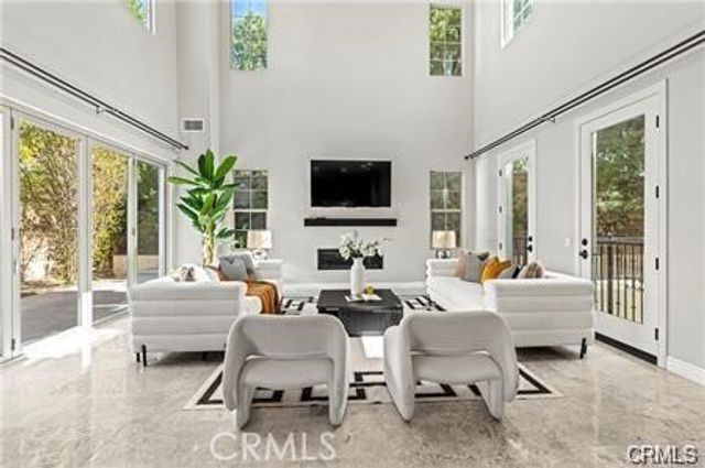 51 Dunmore, Irvine, CA 92620