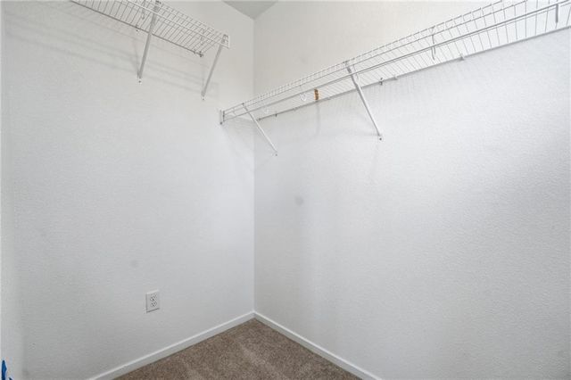 1432 S 4th Street E, Louisburg, KS 66053