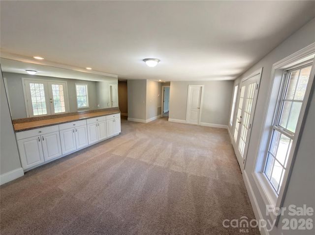 9126 Holly Hill Farm Road, Charlotte, NC 28277