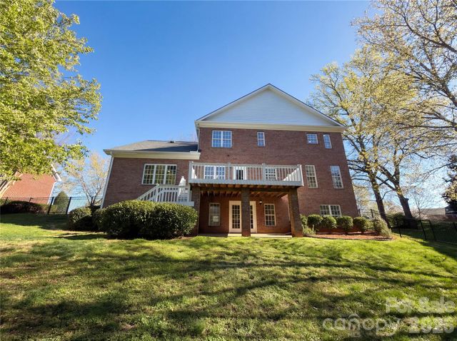 9126 Holly Hill Farm Road, Charlotte, NC 28277