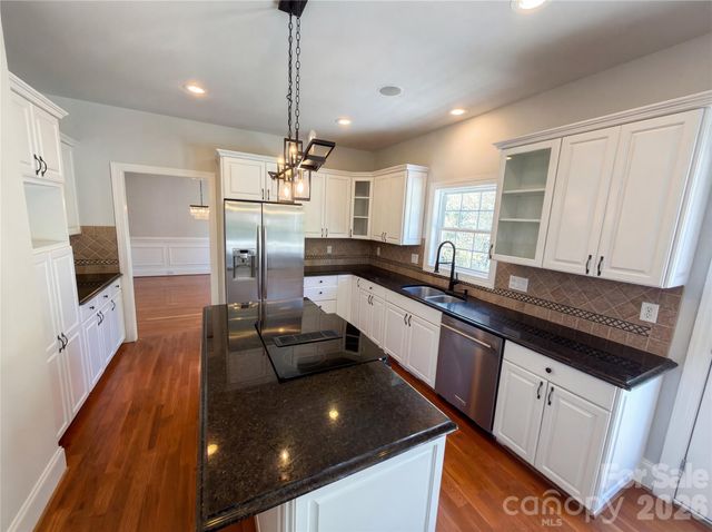 9126 Holly Hill Farm Road, Charlotte, NC 28277