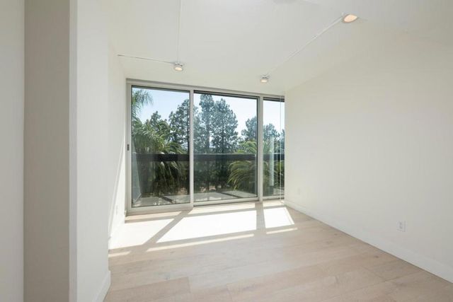 101 Alma Street 608, Palo Alto, CA 94301