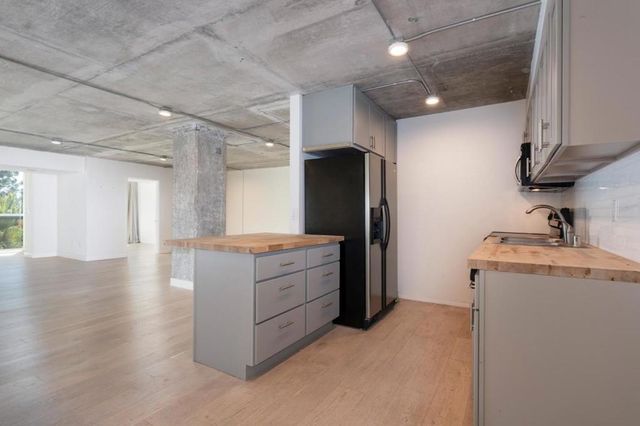 101 Alma Street 608, Palo Alto, CA 94301