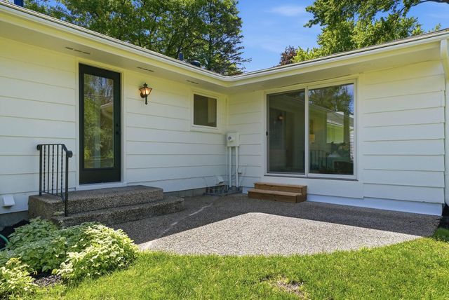 6516 Sherwood Avenue, Edina, MN 55435