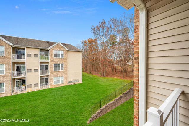 632 Sophee Lane, Lakewood, NJ 08701