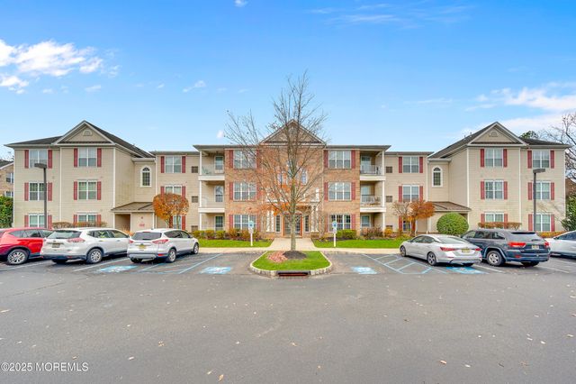 632 Sophee Lane, Lakewood, NJ 08701