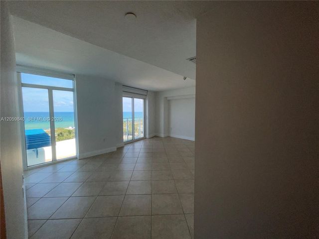 7600 Collins Avenue 1008, Miami Beach, FL 33141