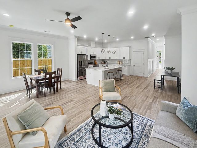 2012 Bolton Street, North Charleston, SC 29406