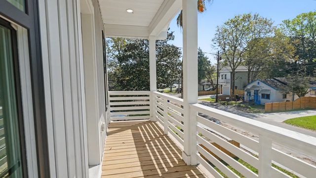 2012 Bolton Street, North Charleston, SC 29406