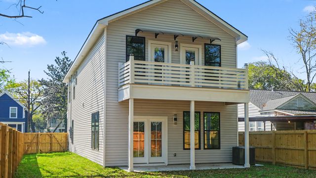 2012 Bolton Street, North Charleston, SC 29406