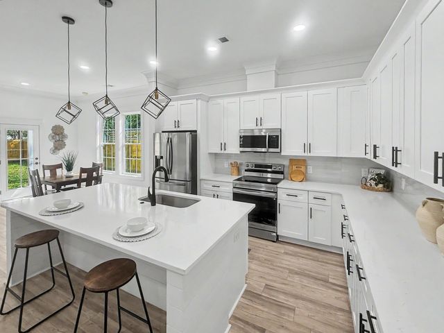 2012 Bolton Street, North Charleston, SC 29406