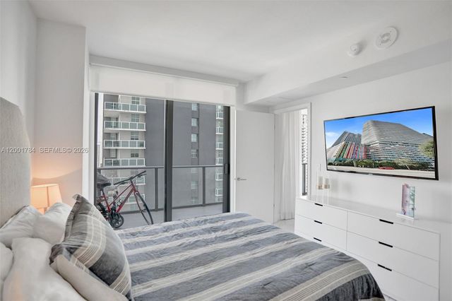 1300 S Miami Ave 3111, Miami, FL 33130