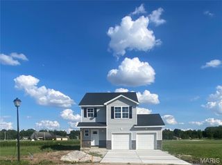 1406 Kweit Lane, Greenville, IL 62246