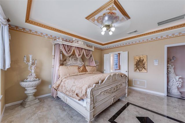 12615 Taylorwood Ln, Houston, TX 77070