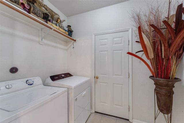 12615 Taylorwood Ln, Houston, TX 77070