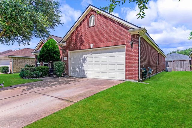 12615 Taylorwood Ln, Houston, TX 77070